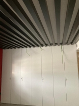 Armario a medida lacado para oficina Armario a medida lacado para oficina